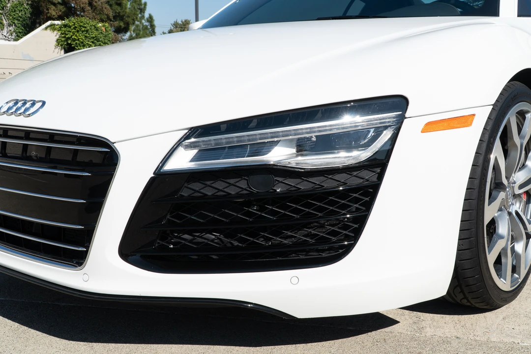 2014 Audi 42 R8 - Image 17 of 31