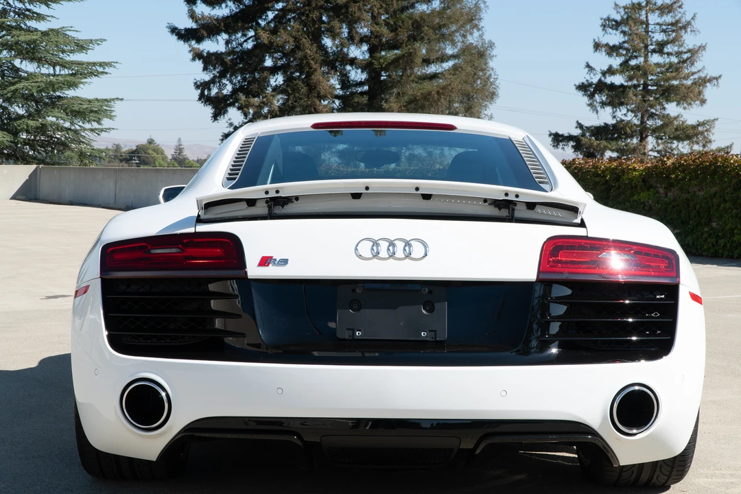 2014 Audi 42 R8 - Image 9 of 31