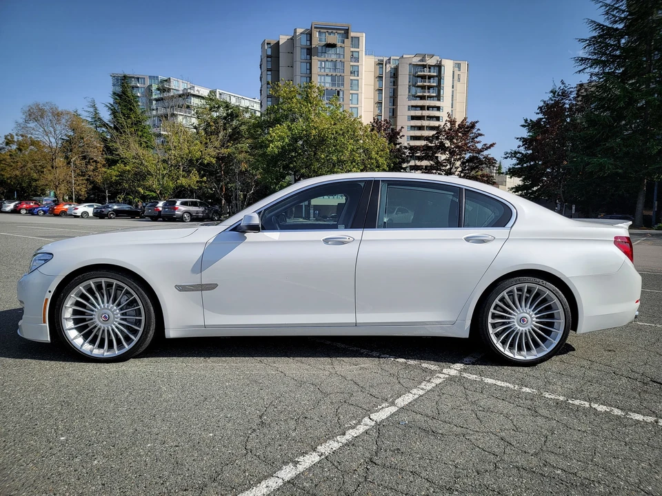 2014 BMW Alpina B7 - Image 2 of 6
