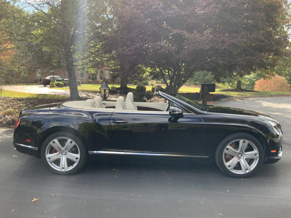 2014 Bentley Continental GTC - Image 2 of 31
