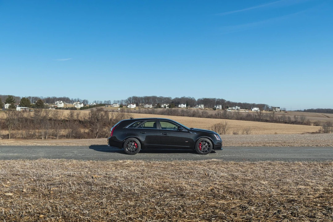 2014 Cadillac CTS-V 2nd Gen - Image 12 of 31