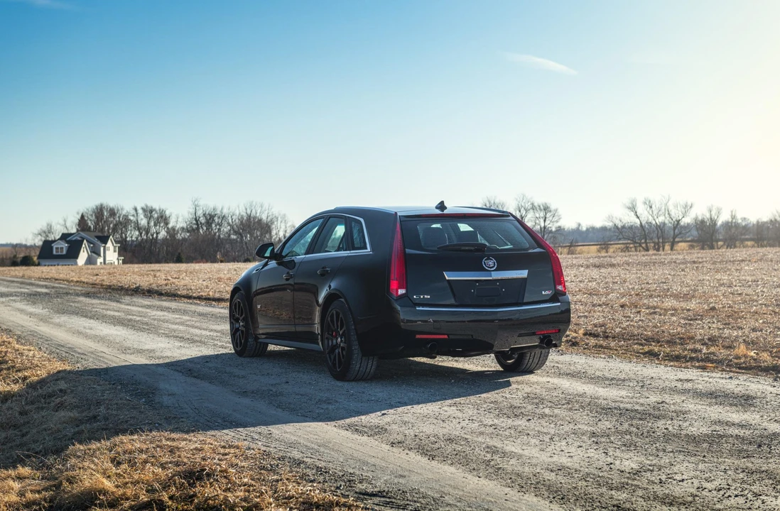 2014 Cadillac CTS-V 2nd Gen - Image 23 of 31