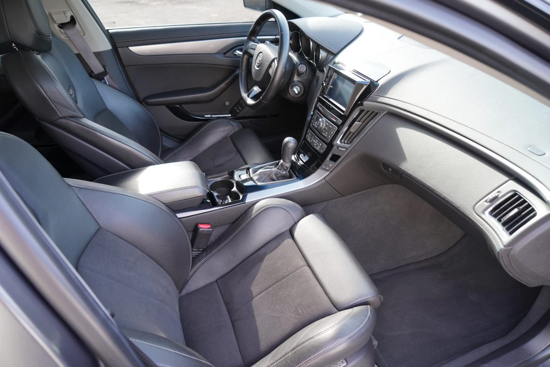 2014 Cadillac CTS-V 2nd Gen - Image 24 of 31