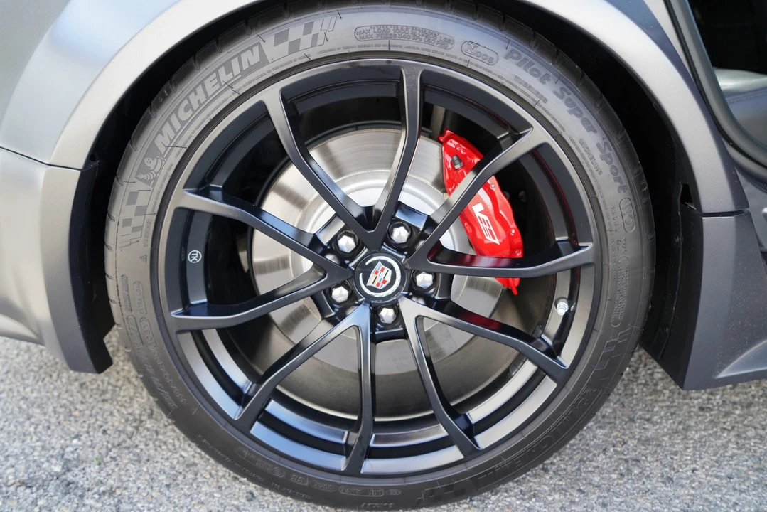 2014 Cadillac CTS-V 2nd Gen - Image 15 of 31