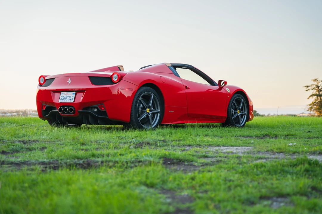 2014 Ferrari 458 Spider - Image 27 of 31