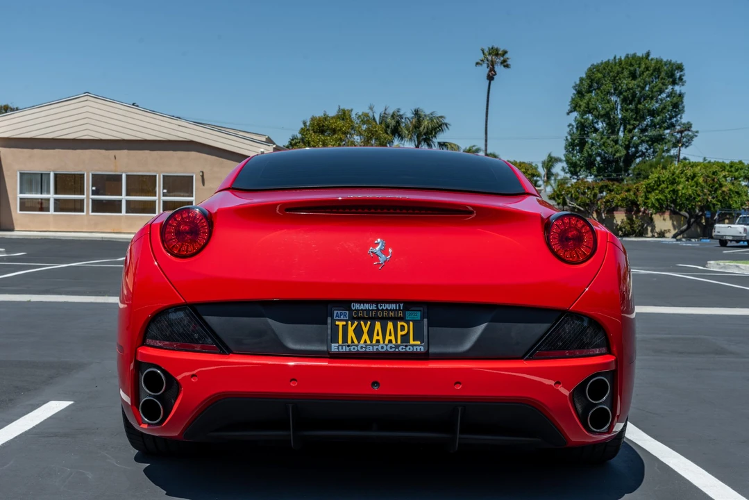 2014 Ferrari California - Image 6 of 31