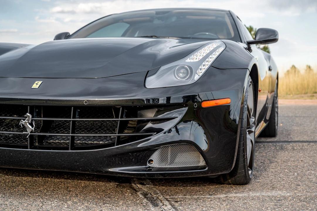 2014 Ferrari FF - Image 13 of 31
