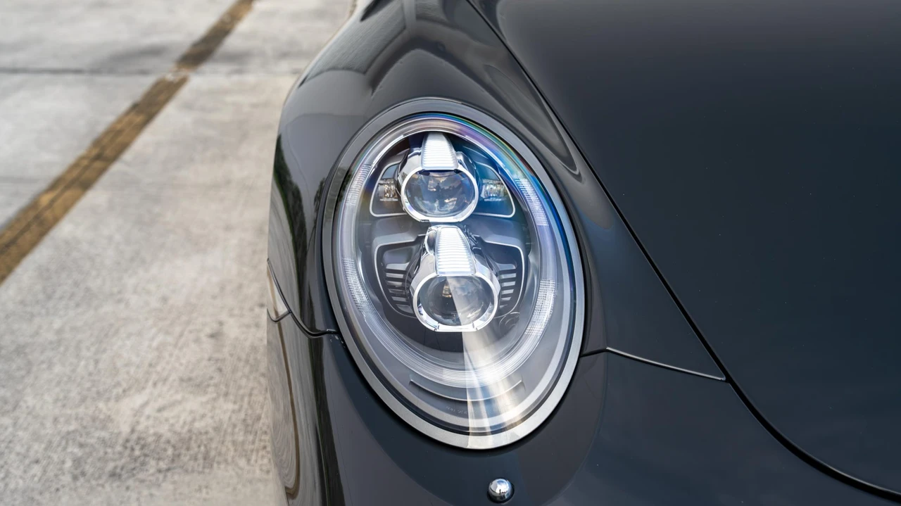 2014 Porsche 991 Carrera S - Image 11 of 31