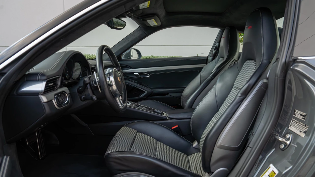 2014 Porsche 991 Carrera S - Image 27 of 31