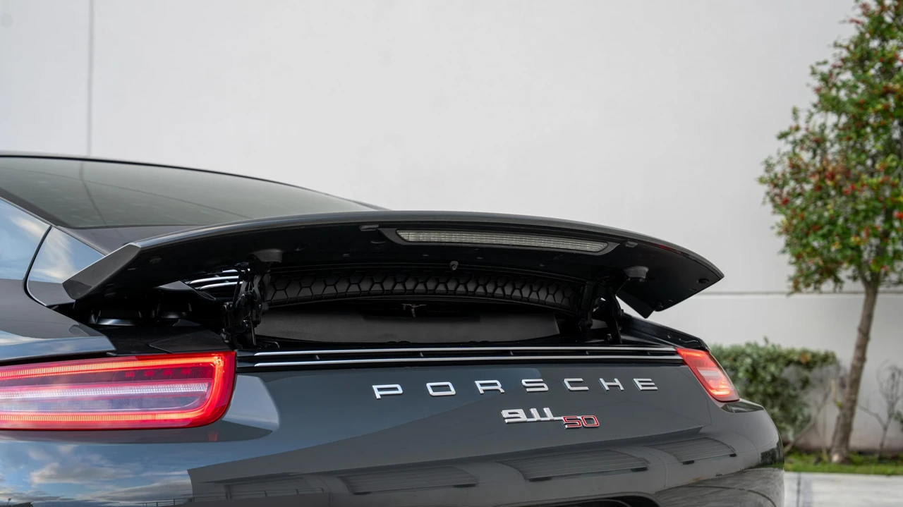 2014 Porsche 991 Carrera S - Image 17 of 31