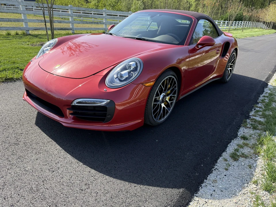 2014 Porsche 991 Turbo - Image 25 of 31
