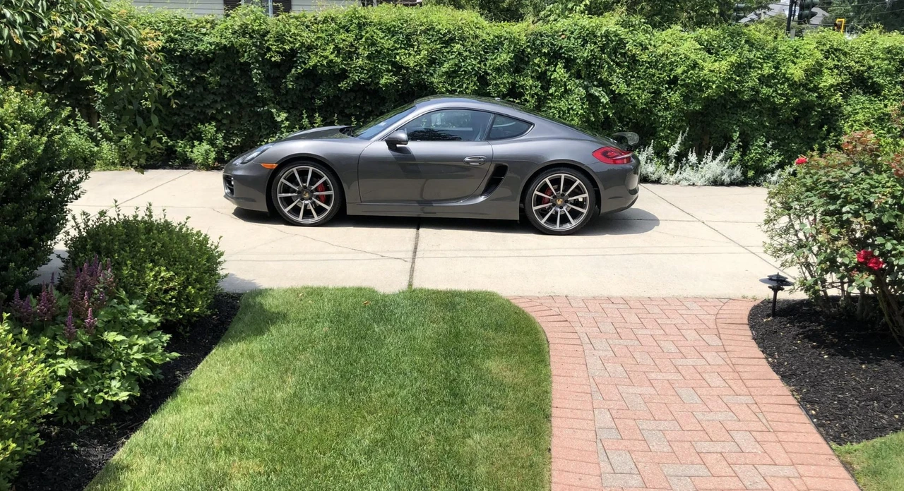 2014 Porsche 981 Cayman S - Image 12 of 31