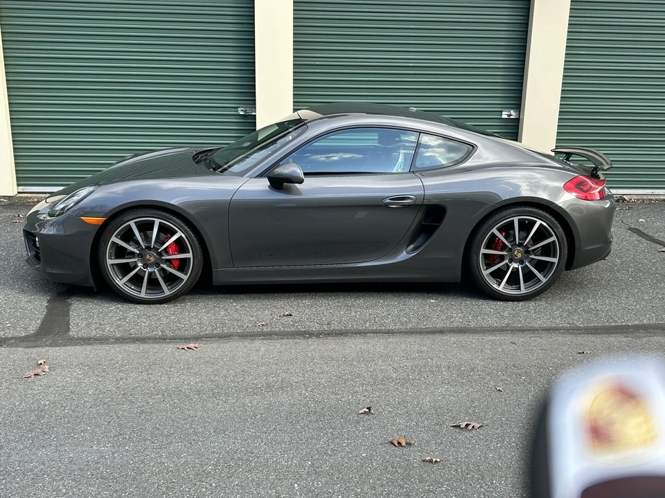 2014 Porsche 981 Cayman S - Image 18 of 31