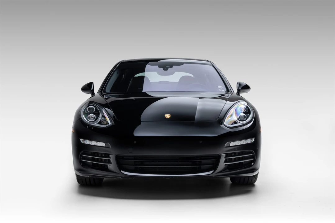 2014 Porsche 970 Panamera 4S - Image 16 of 31