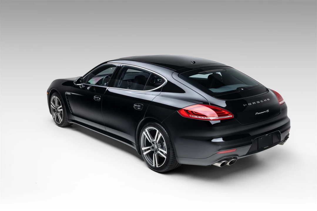 2014 Porsche 970 Panamera 4S - Image 8 of 31