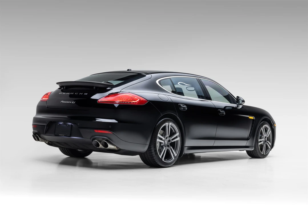 2014 Porsche 970 Panamera 4S - Image 11 of 31