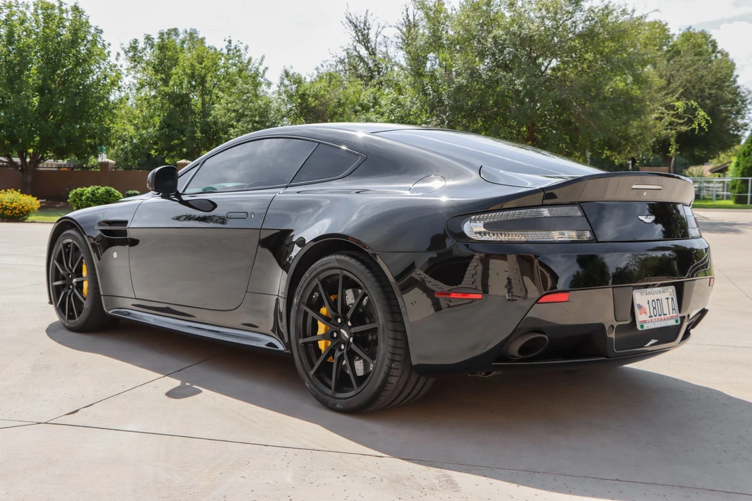 2015 Aston Martin V12 Vantage (2010-2018) - Image 4 of 31