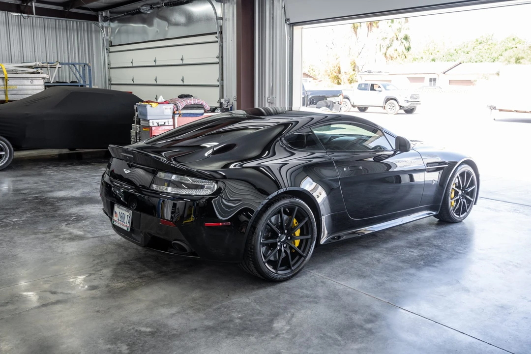 2015 Aston Martin V12 Vantage (2010-2018) - Image 21 of 31