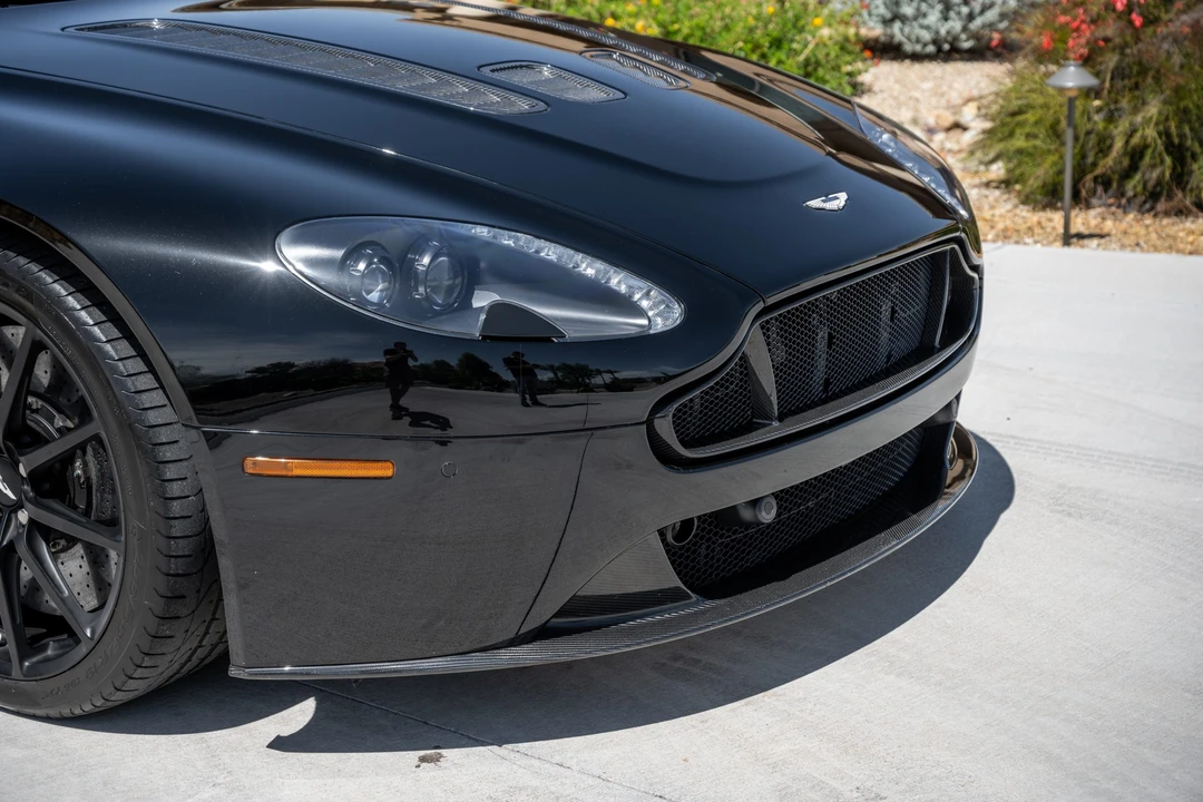 2015 Aston Martin V12 Vantage (2010-2018) - Image 29 of 31
