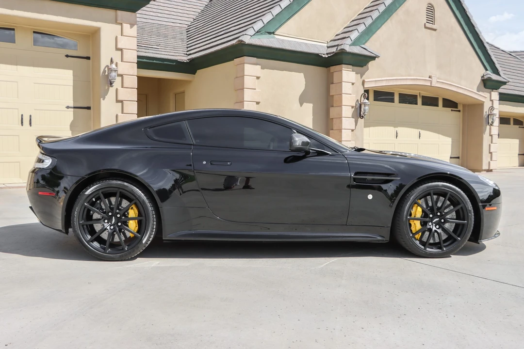 2015 Aston Martin V12 Vantage (2010-2018) - Image 8 of 31