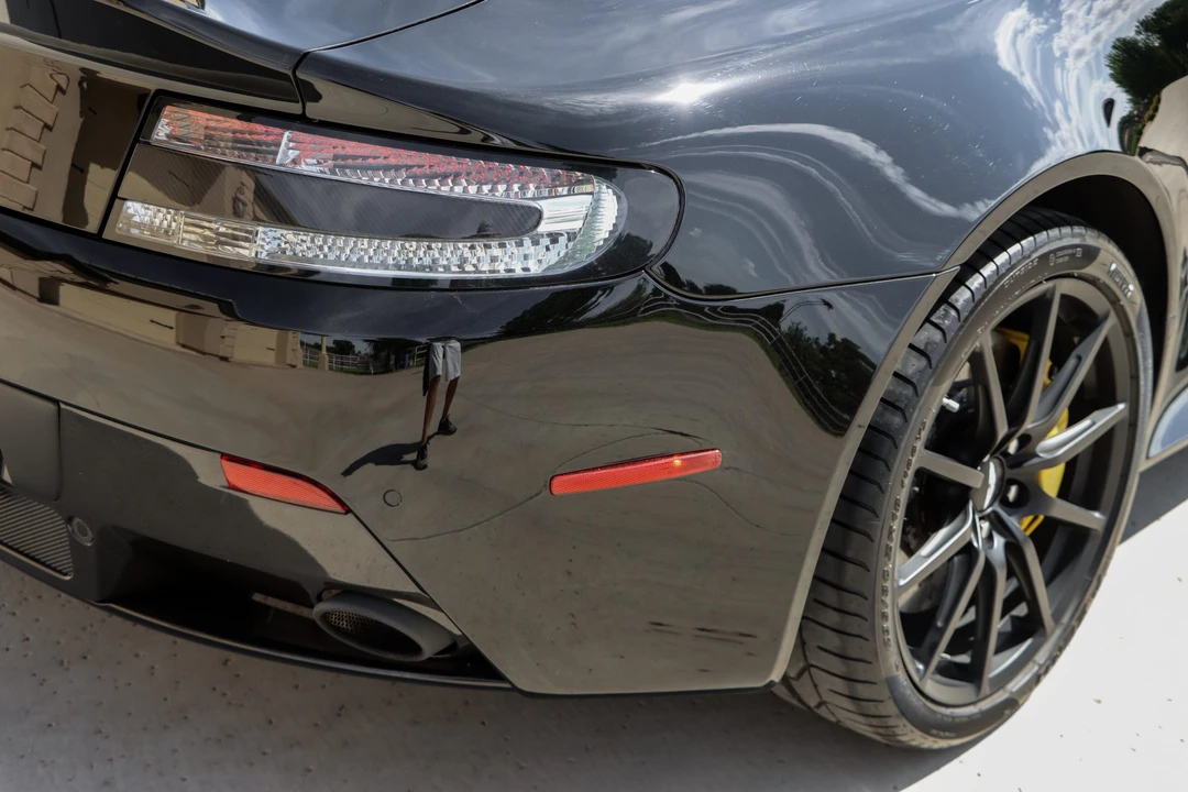 2015 Aston Martin V12 Vantage (2010-2018) - Image 28 of 31