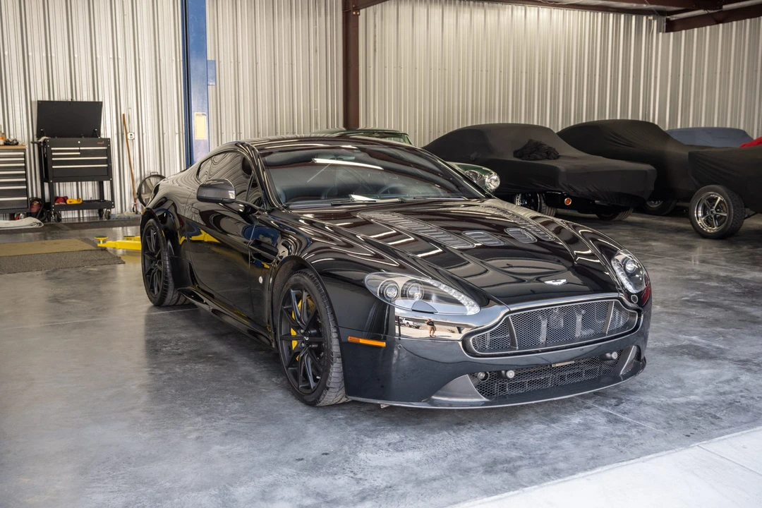 2015 Aston Martin V12 Vantage (2010-2018) - Image 19 of 31