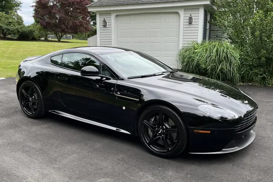 2015 Aston Martin V8 Vantage GT