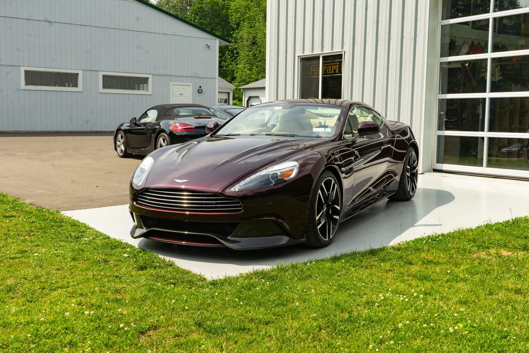 2015 Aston Martin Vanquish 2nd Gen - Image 8 of 31
