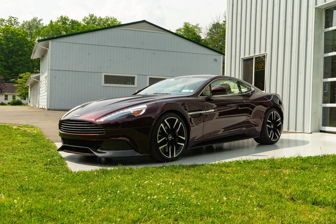 2015 Aston Martin Vanquish 2nd Gen - Image 11 of 31