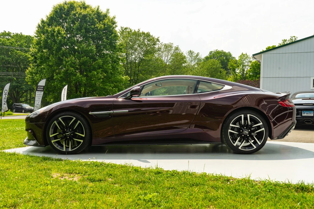 2015 Aston Martin Vanquish 2nd Gen - Image 15 of 31
