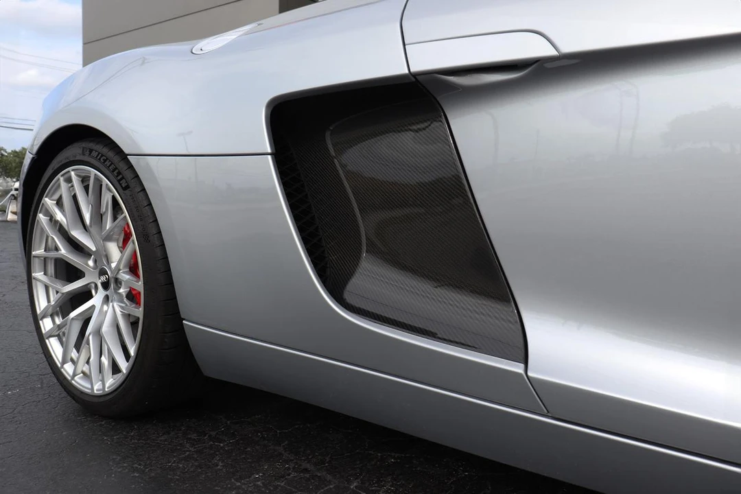 2015 Audi 42 R8 - Image 26 of 31