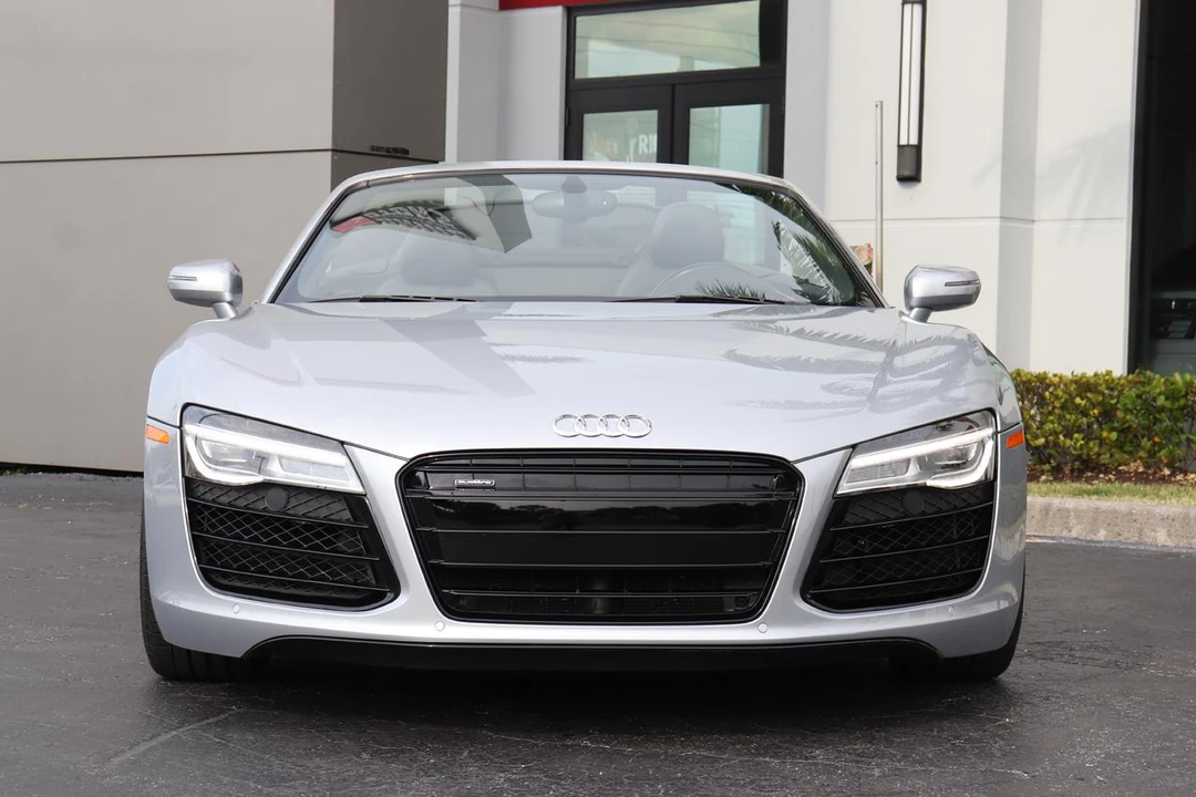 2015 Audi 42 R8 - Image 5 of 31