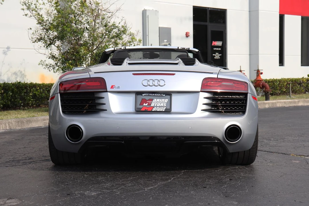 2015 Audi 42 R8 - Image 13 of 31