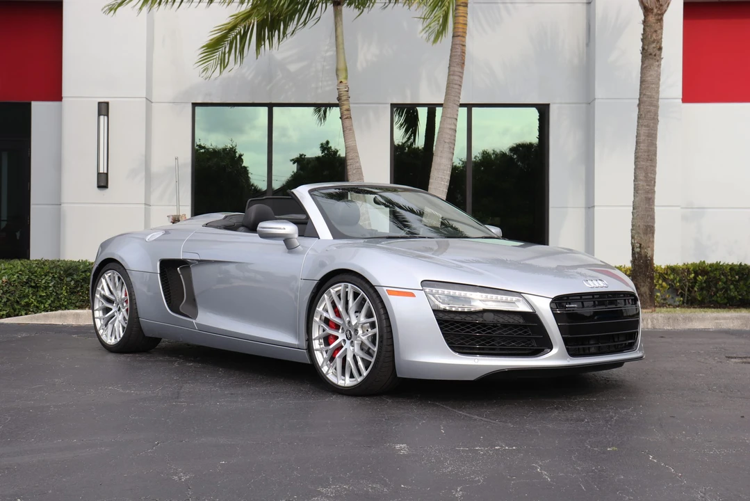 2015 Audi 42 R8 - Image 6 of 31