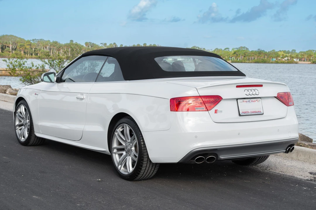 2015 Audi B8 S5 - Image 14 of 31
