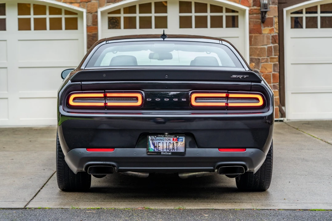 2015 Dodge Challenger SRT Hellcat 3rd Gen - Image 8 of 31
