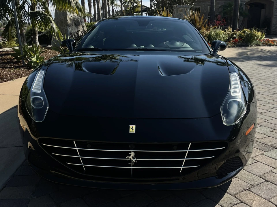 2015 Ferrari California T - Image 27 of 31