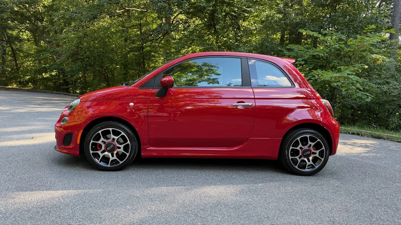 2015 Fiat 500 - Image 24 of 31