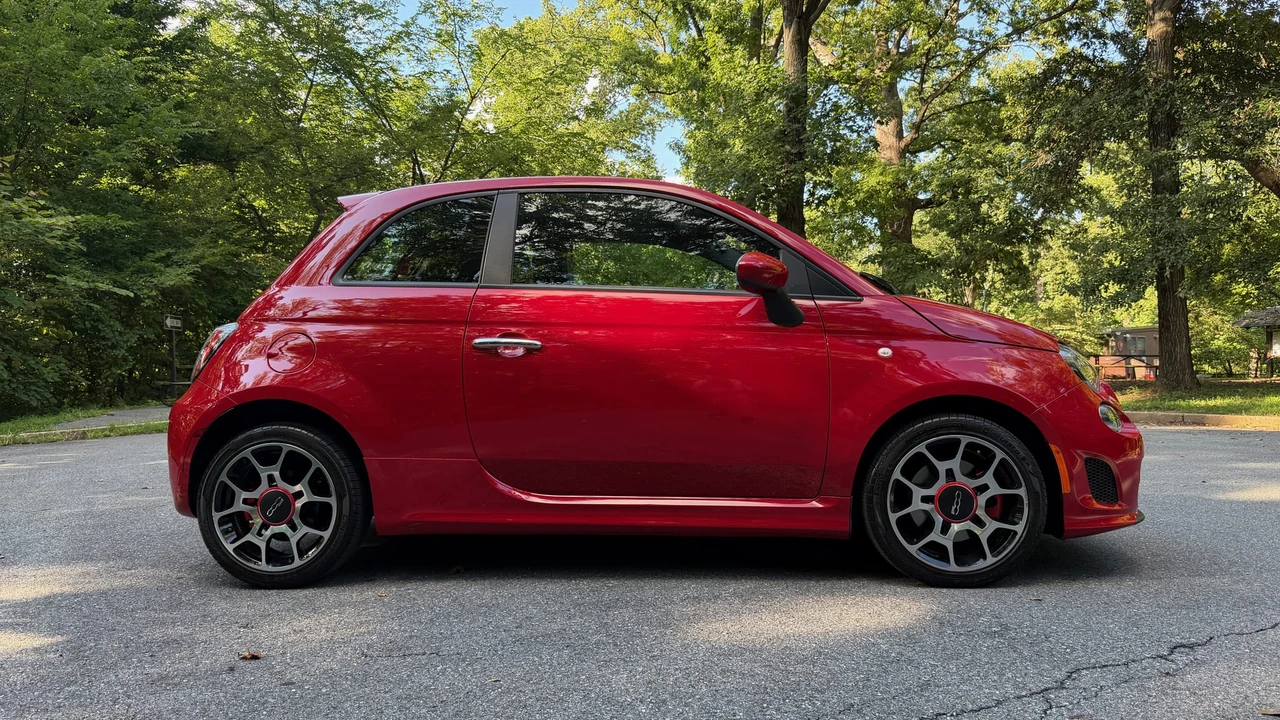 2015 Fiat 500 - Image 12 of 31