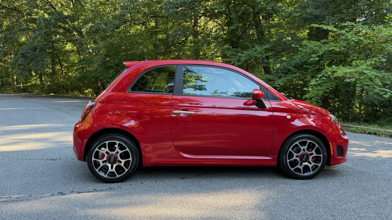 2015 Fiat 500 - Image 11 of 31