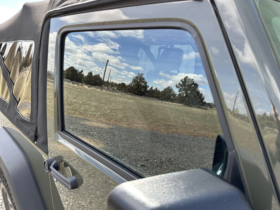 2015 Jeep JK Wrangler - Image 23 of 31