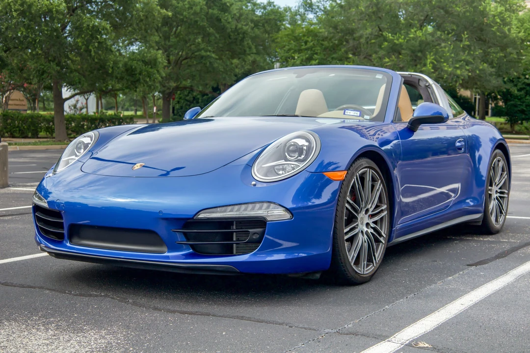 2015 Porsche 991 Targa 4 & 4S - Image 2 of 31