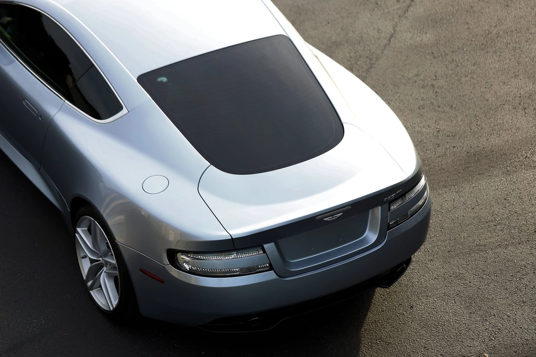 2016 Aston Martin DB9 - Image 19 of 31