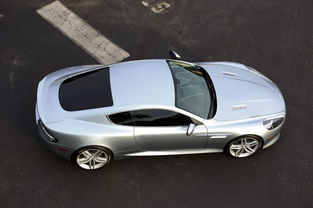 2016 Aston Martin DB9 - Image 12 of 31