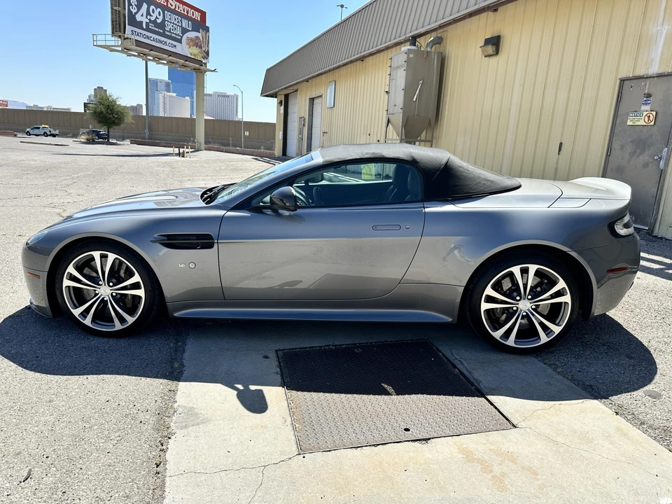 2016 Aston Martin V12 Vantage (2010-2018) - Image 13 of 31