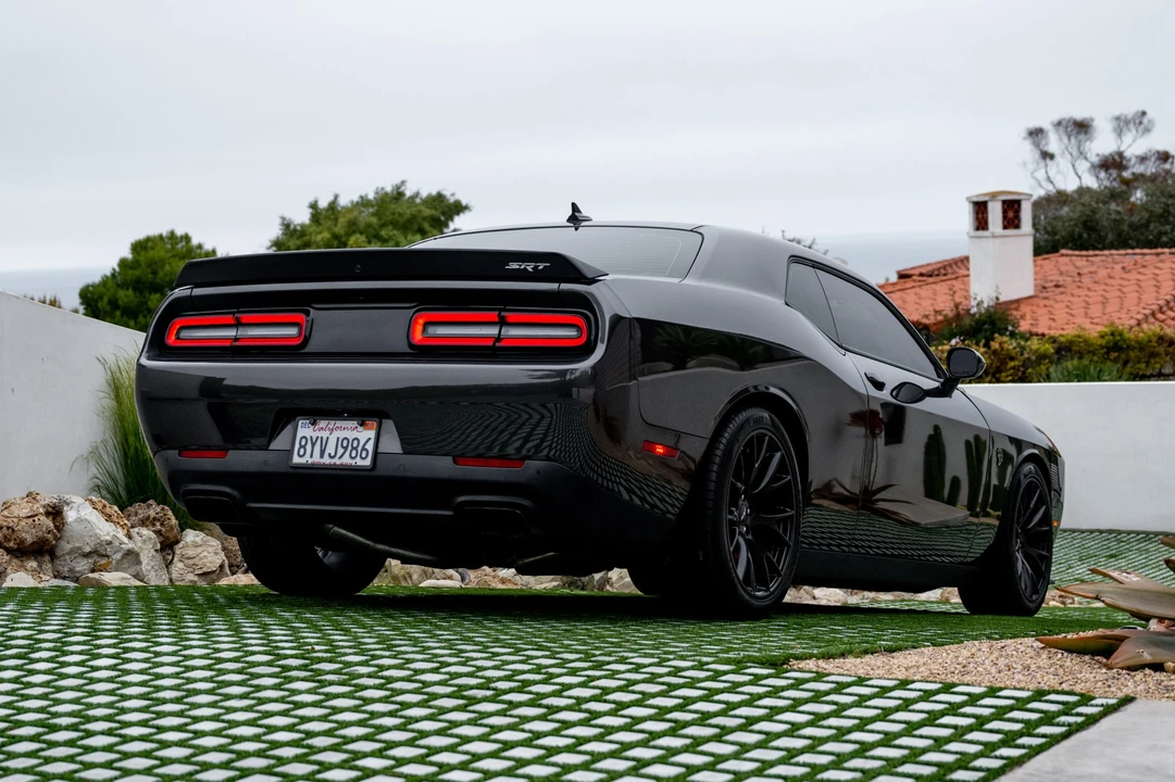 2016 Dodge Challenger SRT Hellcat 3rd Gen - Image 10 of 31