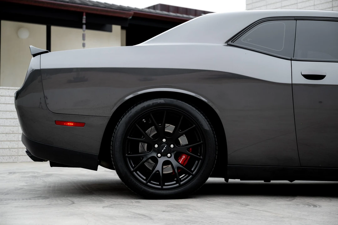 2016 Dodge Challenger SRT Hellcat 3rd Gen - Image 23 of 31