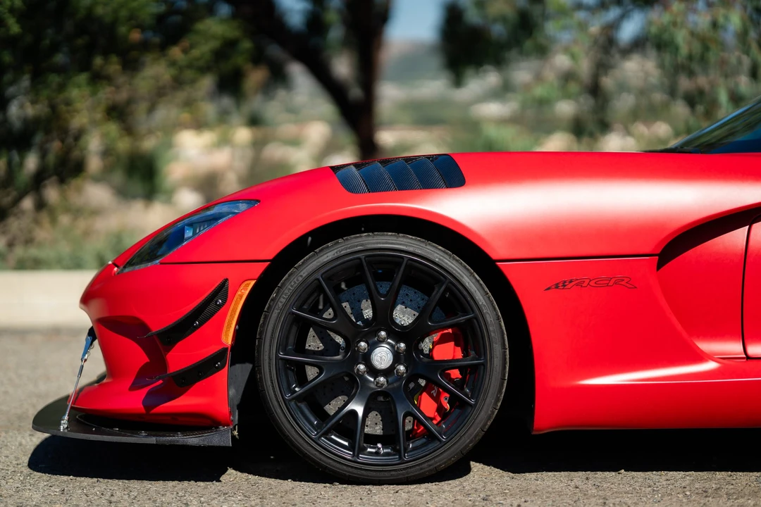 2016 Dodge Viper ACR 5th Gen - Image 17 of 31