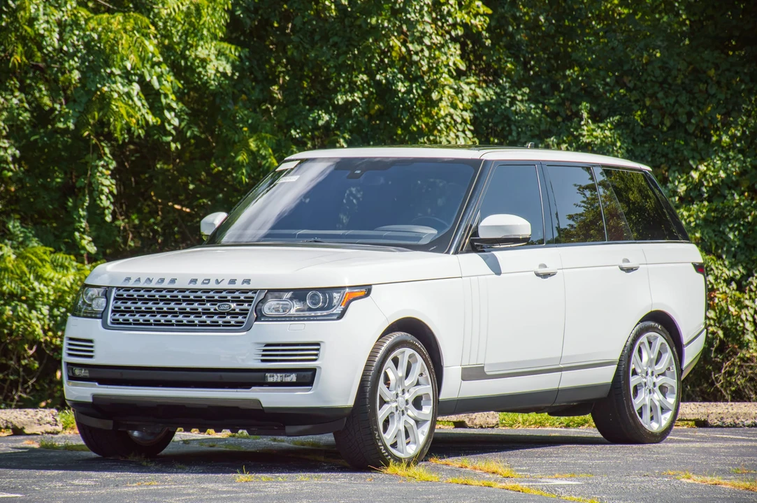 2016 Land Rover Range Rover L405 - Image 8 of 31