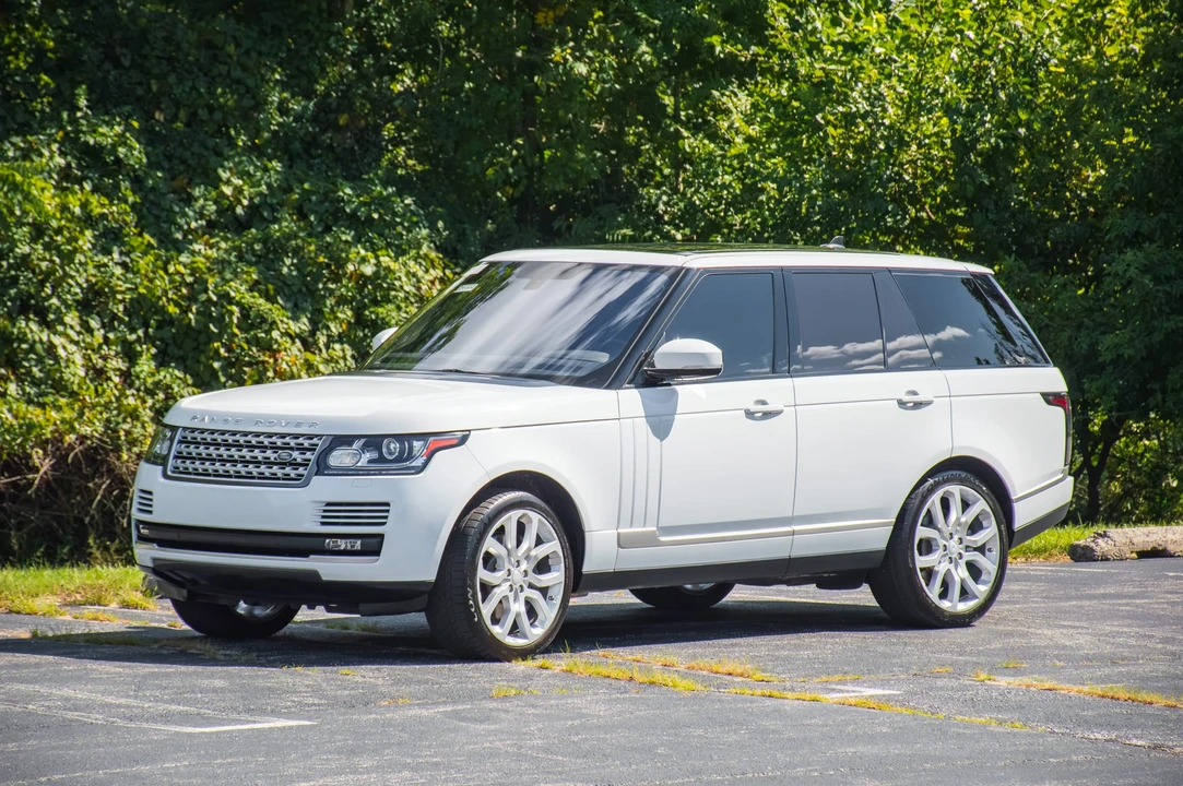 2016 Land Rover Range Rover L405 - Image 15 of 31